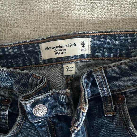 Abercrombie denim - Picture 4 of 5